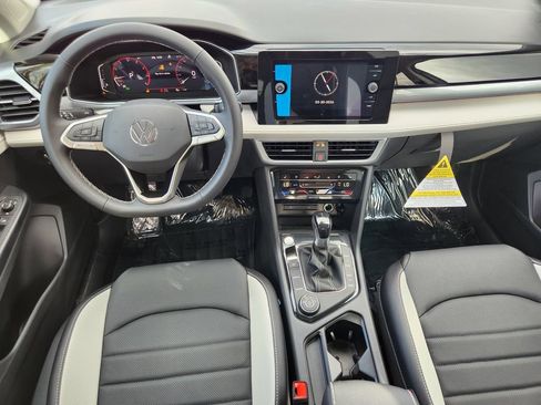 New 2026 Volkswagen Taos SEL AWD/4WD image 16