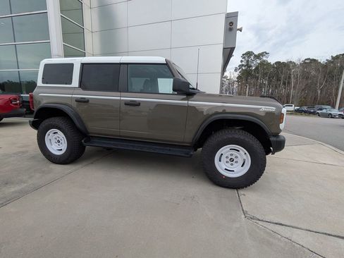 New 2026 Ford Bronco Heritage Edition AWD/4WD image 3