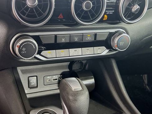 Used 2024 Nissan Sentra SV image 16