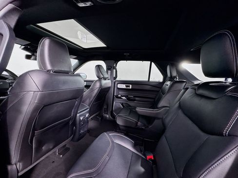 Used 2021 Ford Explorer ST w/ Equipment Group 401A image 41