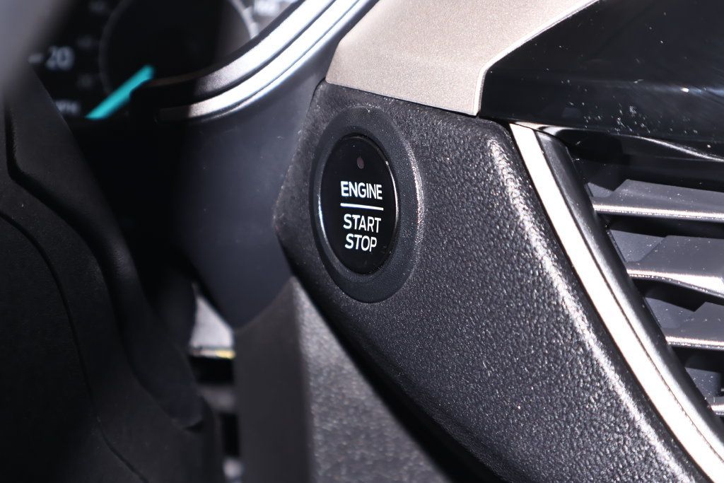 Certified 2022 Ford Escape SE w/ Convenience Package FWD image 25