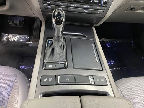 Used 2016 Hyundai Genesis 3.8 w/ Option Group 02 image 30