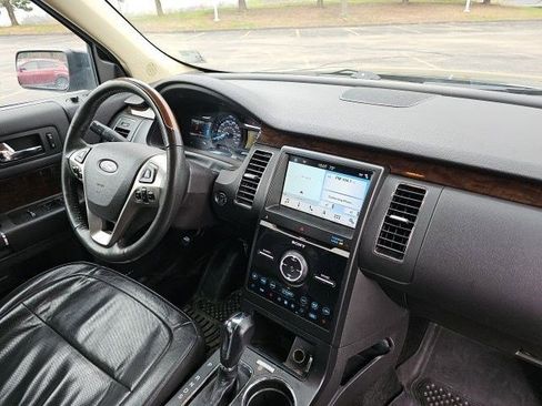 Used 2019 Ford Flex Limited FWD image 14