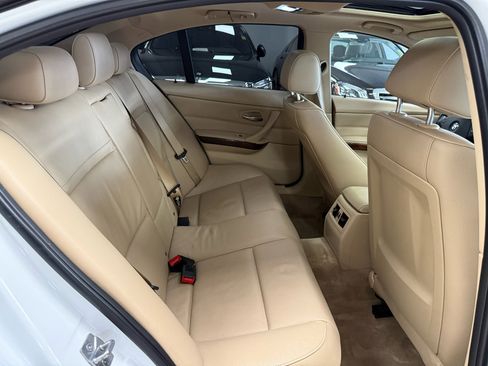 Used 2011 BMW 328i Sedan image 18