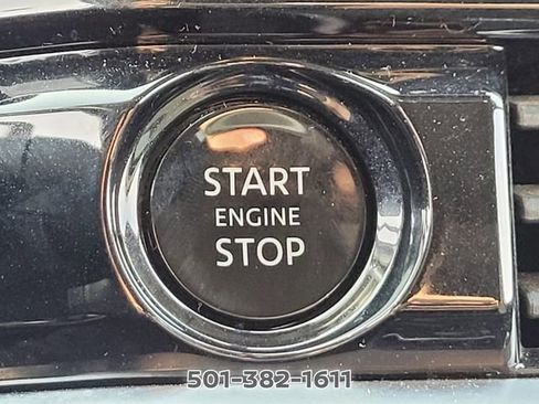 Certified 2025 Nissan Pathfinder SV FWD image 31