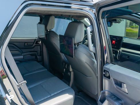 Used 2026 Toyota 4Runner Limited AWD/4WD image 79