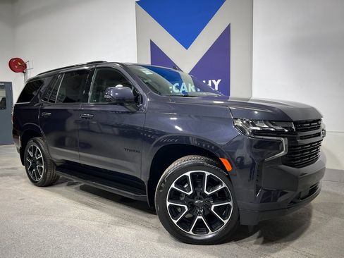 Used 2024 Chevrolet Tahoe RST w/ Luxury Package image 2