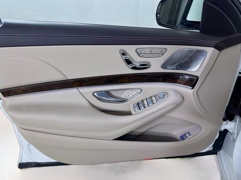 Used 2016 Mercedes-Benz S 550 4MATIC Sedan image 16