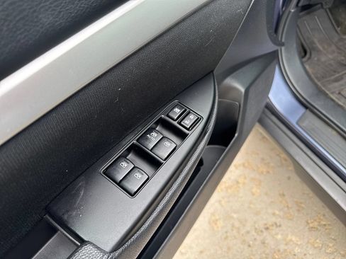 Used 2014 Subaru Outback 2.5i AWD/4WD image 11