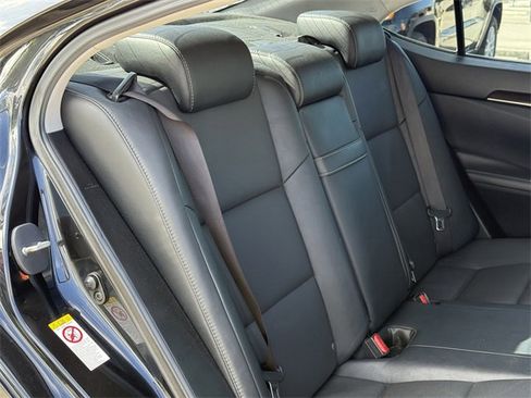 Used 2016 Lexus ES 350 image 33