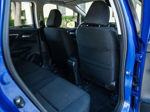 Used 2018 Honda Fit EX image 78