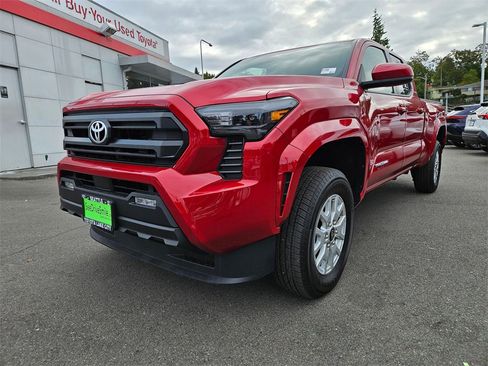 New 2025 Toyota Tacoma SR5 image 7