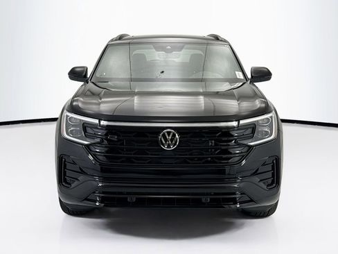 New 2026 Volkswagen Atlas Cross Sport SEL R-Line AWD/4WD image 2