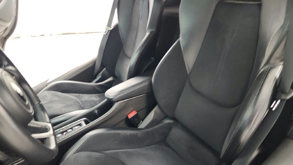 Used 2019 McLaren 600LT RWD image 38