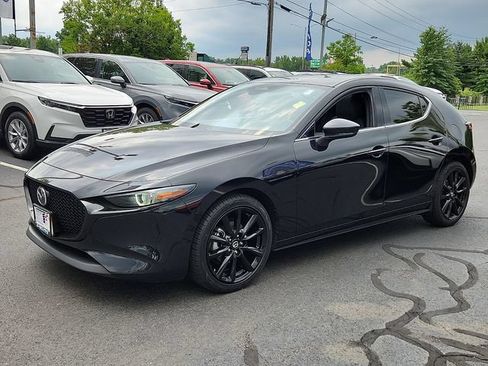 Used 2024 MAZDA MAZDA3 s FWD image 3