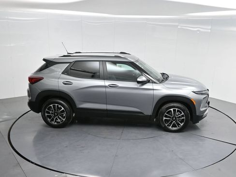New 2025 Chevrolet TrailBlazer LT w/ Convenience Package FWD image 53