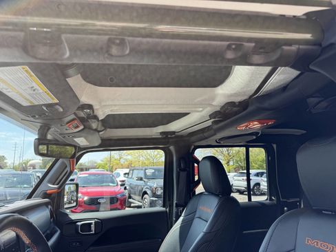 Used 2023 Jeep Gladiator Mojave w/ Cold Weather Group AWD/4WD image 18