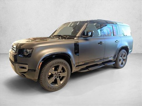 New 2026 Land Rover Defender 130 V8 image 5