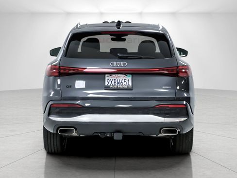 Used 2025 Audi Q5 Premium w/ Convenience Package AWD/4WD image 4