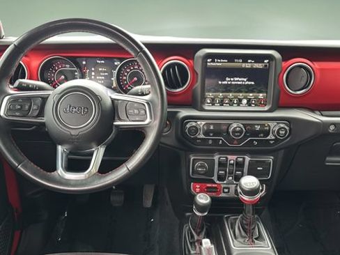 Used 2018 Jeep Wrangler Unlimited Rubicon AWD/4WD image 10