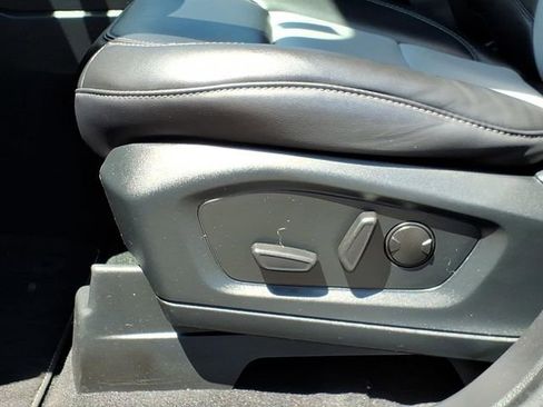 Certified 2023 Ford Explorer XLT w/ Equipment Group 202A AWD/4WD image 11