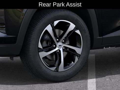 New 2026 Chevrolet Trax RS w/ Sunroof Package FWD image 10