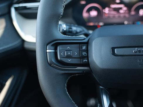 New 2026 Jeep Cherokee Laredo image 18