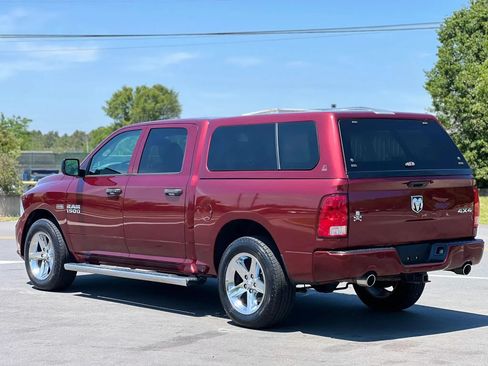 Used 2016 RAM 1500 Express AWD/4WD image 3