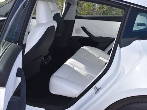 Used 2026 Tesla Model 3 image 12