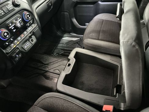 Used 2019 Chevrolet Silverado 1500 RST AWD/4WD image 57