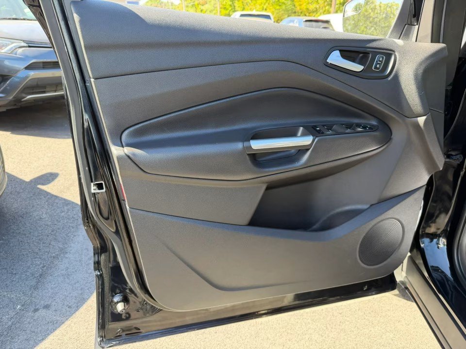 Used 2018 Ford Escape SEL AWD/4WD image 13