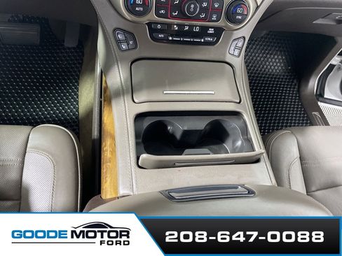 Used 2016 GMC Yukon XL Denali w/ Open Road Package image 23