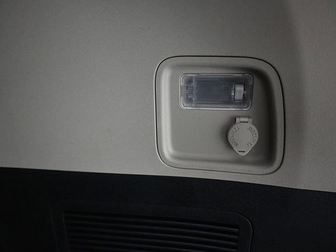 Used 2018 Toyota Sienna Limited image 59