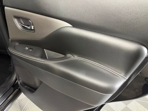 Used 2024 Nissan Murano SV FWD image 28