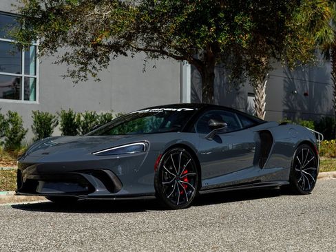 New 2025 McLaren GTS RWD image 32