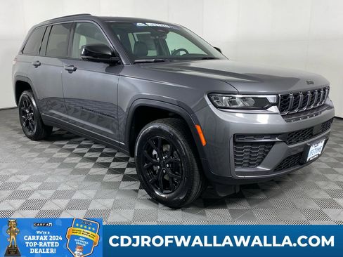 New 2026 Jeep Grand Cherokee Altitude AWD/4WD image 1