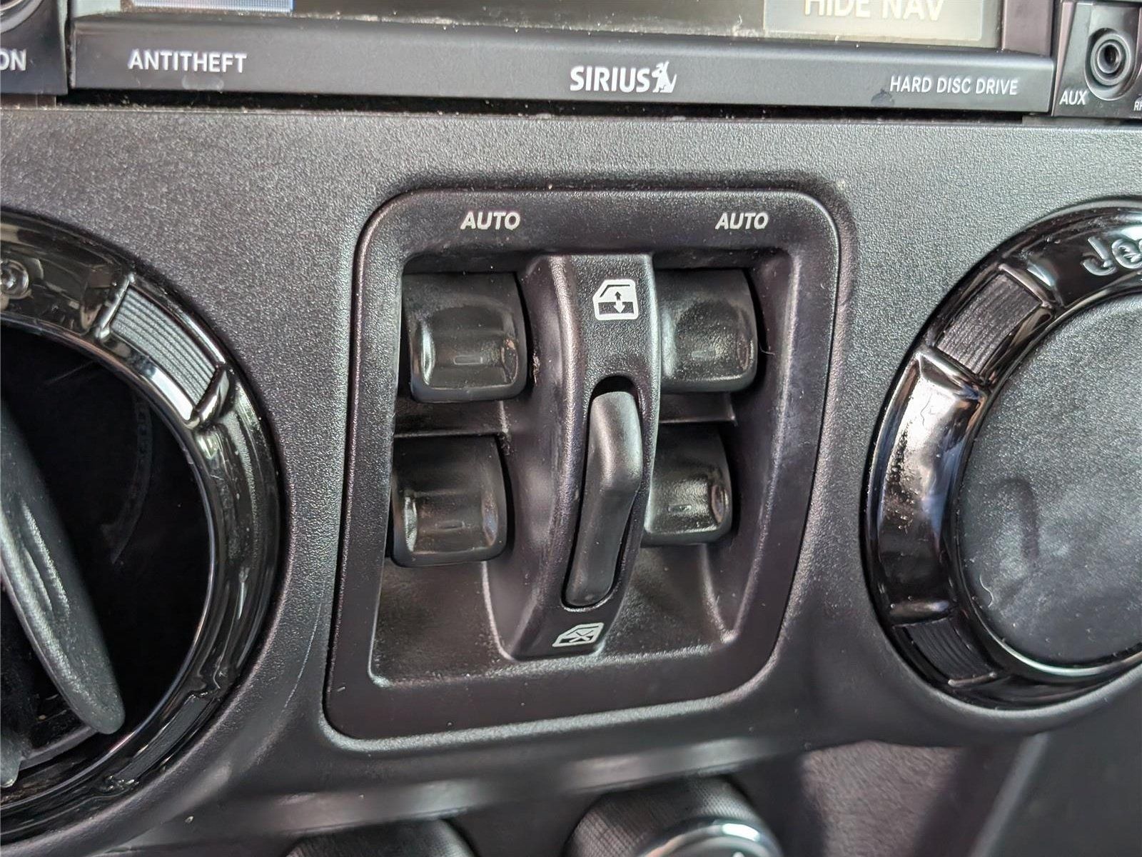 Used 2016 Jeep Wrangler Unlimited Sahara AWD/4WD image 24