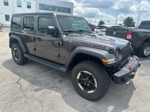 Used 2018 Jeep Wrangler Unlimited Rubicon AWD/4WD image 2
