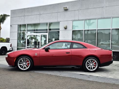 New 2024 Dodge Charger Scat Pack w/ Plus Group image 2