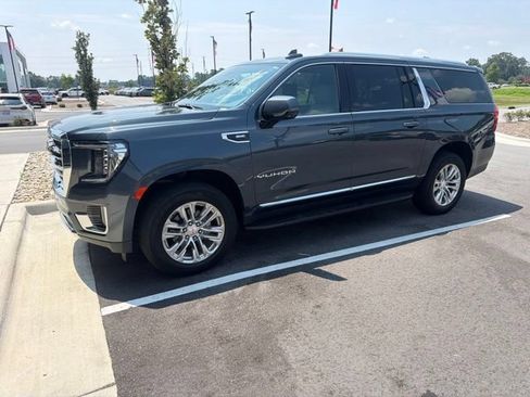 Used 2021 GMC Yukon XL SLT w/ SLT Premium Package RWD image 14