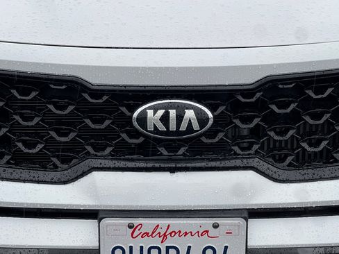 Used 2021 Kia Sorento EX w/ Panoramic Sunroof Package image 46