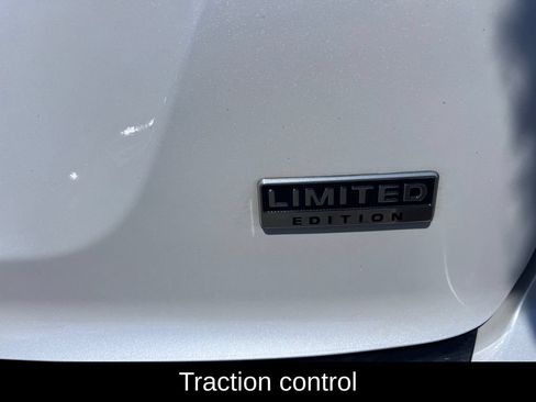 Used 2023 Mitsubishi Eclipse Cross LE AWD/4WD image 5