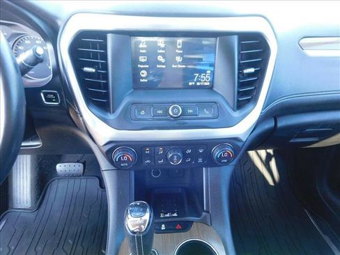 Used 2019 GMC Acadia SLE FWD image 21
