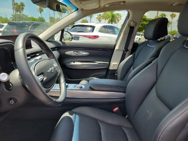 Used 2024 Genesis GV70 2.5T w/ Select Package AWD/4WD image 24
