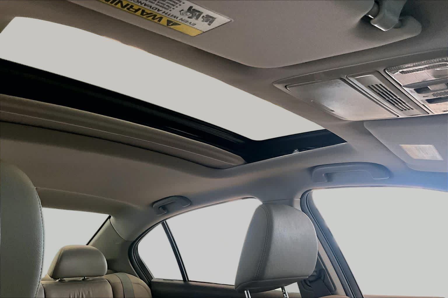 Used 2012 Honda Accord EX-L image 12