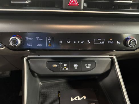 New 2026 Kia Carnival image 26