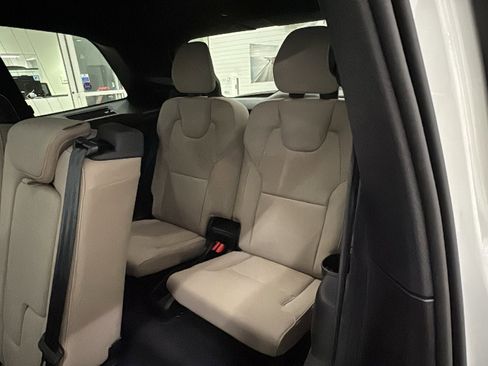 Used 2026 Volvo XC90 B6 Plus w/ Protection Package Premier image 28