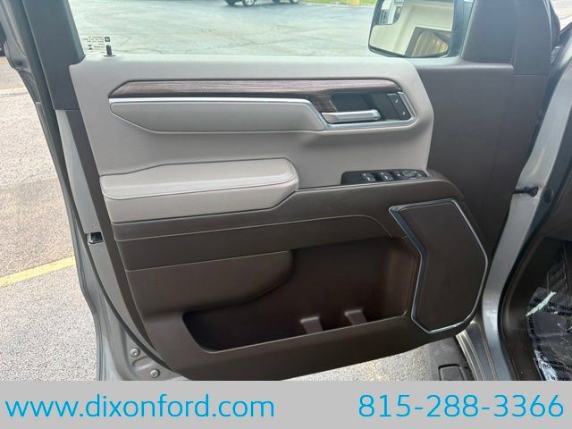 Used 2023 Chevrolet Silverado 1500 LT w/ Leather Package AWD/4WD image 21