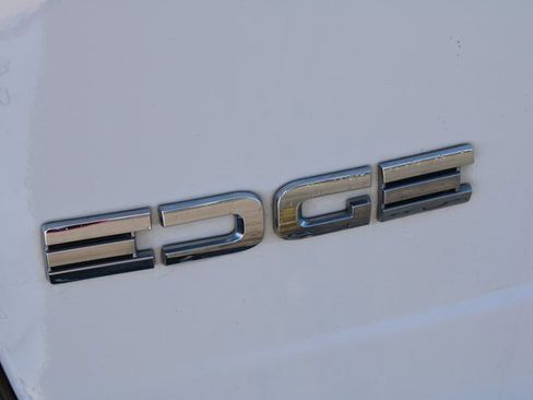 Used 2012 Ford Edge SE image 9