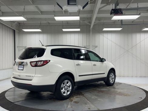 Used 2015 Chevrolet Traverse LS image 8
